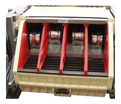 The sophisticated tilting system allows for easy separation and removal of the components after they have been processed. For example the treatment of wheels is possible.